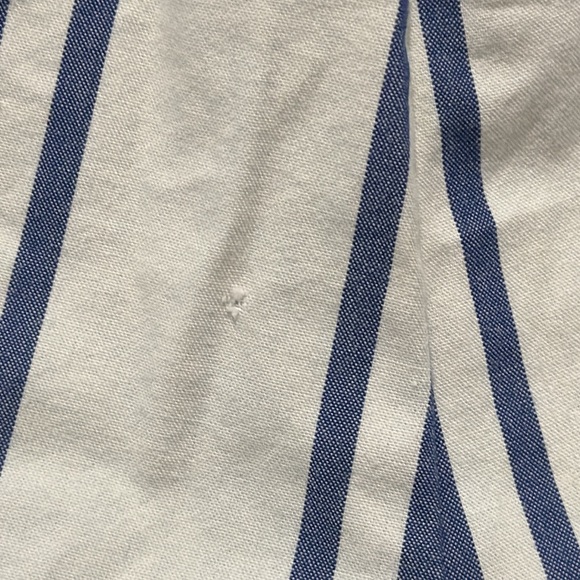 Nautica Ladie Mid Rise Twill Short tiny blemish see pictures - Picture 5 of 7